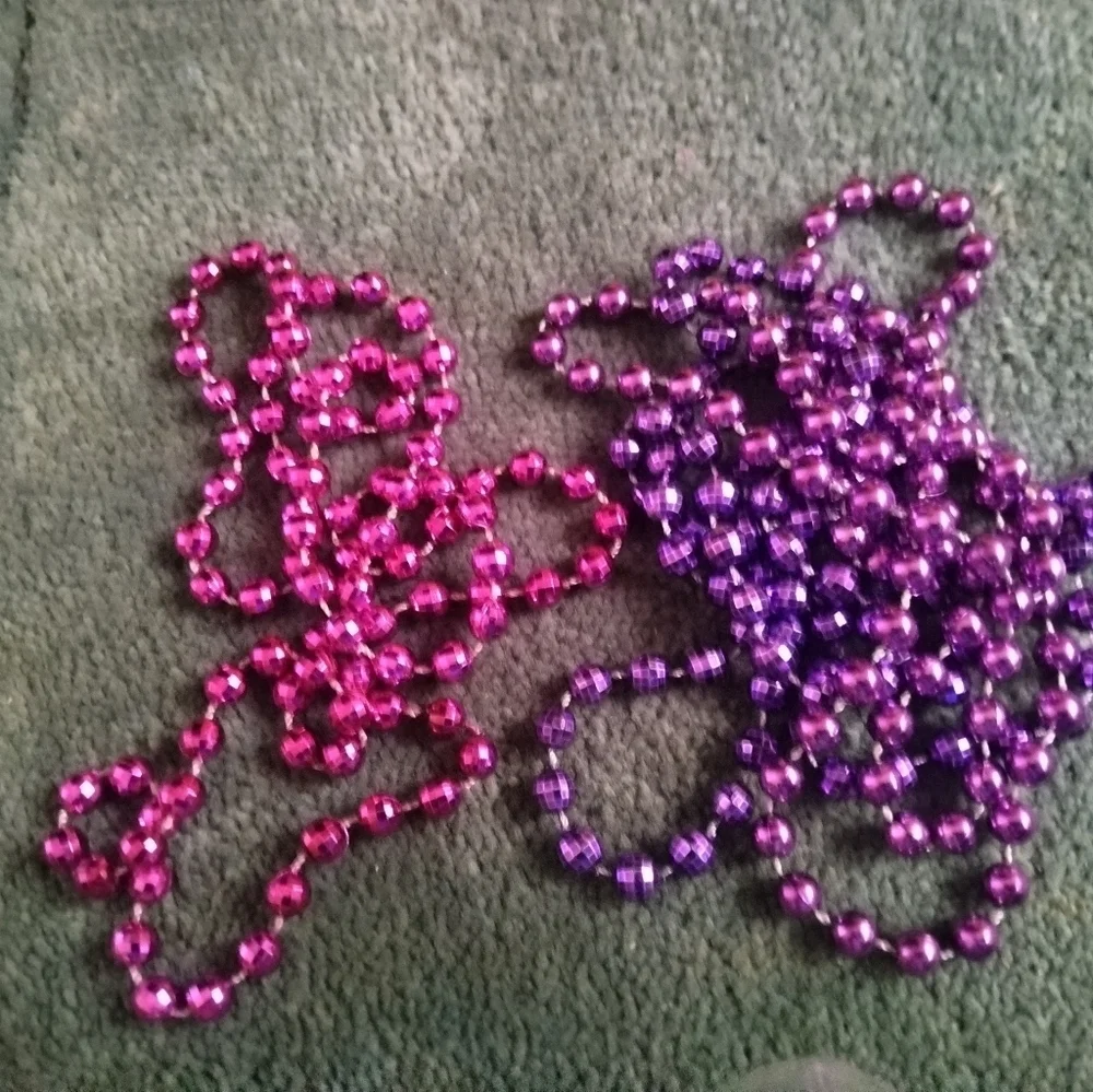 20 Assorted necklace beads for Mardi gras brand new never used​